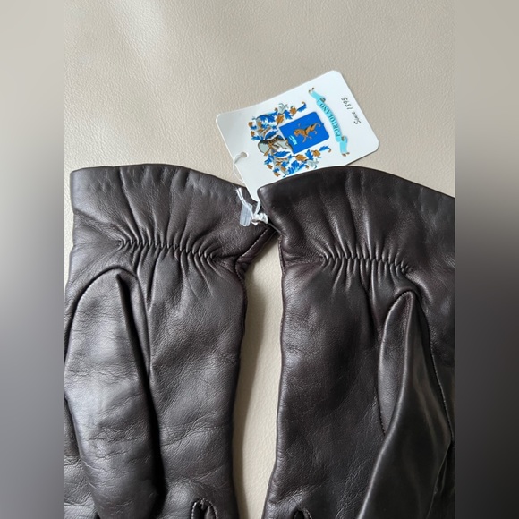 Portolano Italian Leather Gloves (NWT) - Size 6 1/2 - Picture 6 of 10